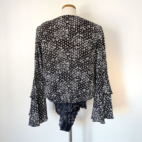 Free People Intimately Black Floral Bodysuit size XS preowned - Picture 4 of 7